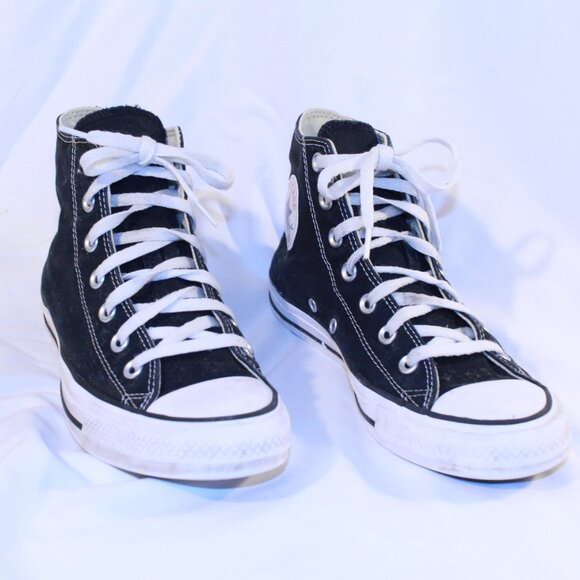 Converse Chuck Taylor All Star Unisex M6 W8 Black High Top Sneakers - M9160 - Picture 1 of 10